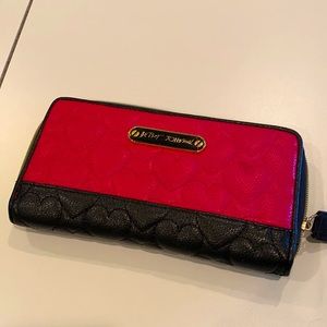 Betsey Johnson wallet